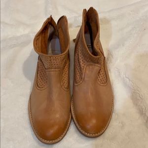 Johnston and Murphy Ankle booties. Super cute.